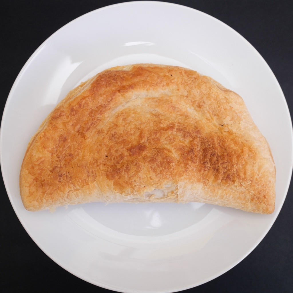 Empanada Queso Hoja